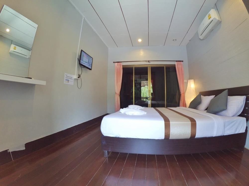 Marina Hut Guest House Ко-Ланта Екстер'єр фото