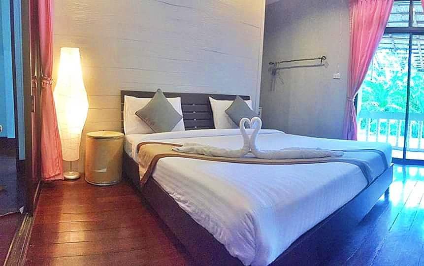 Marina Hut Guest House Ко-Ланта Екстер'єр фото