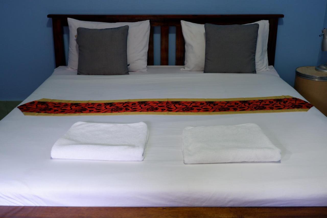 Marina Hut Guest House Ко-Ланта Екстер'єр фото