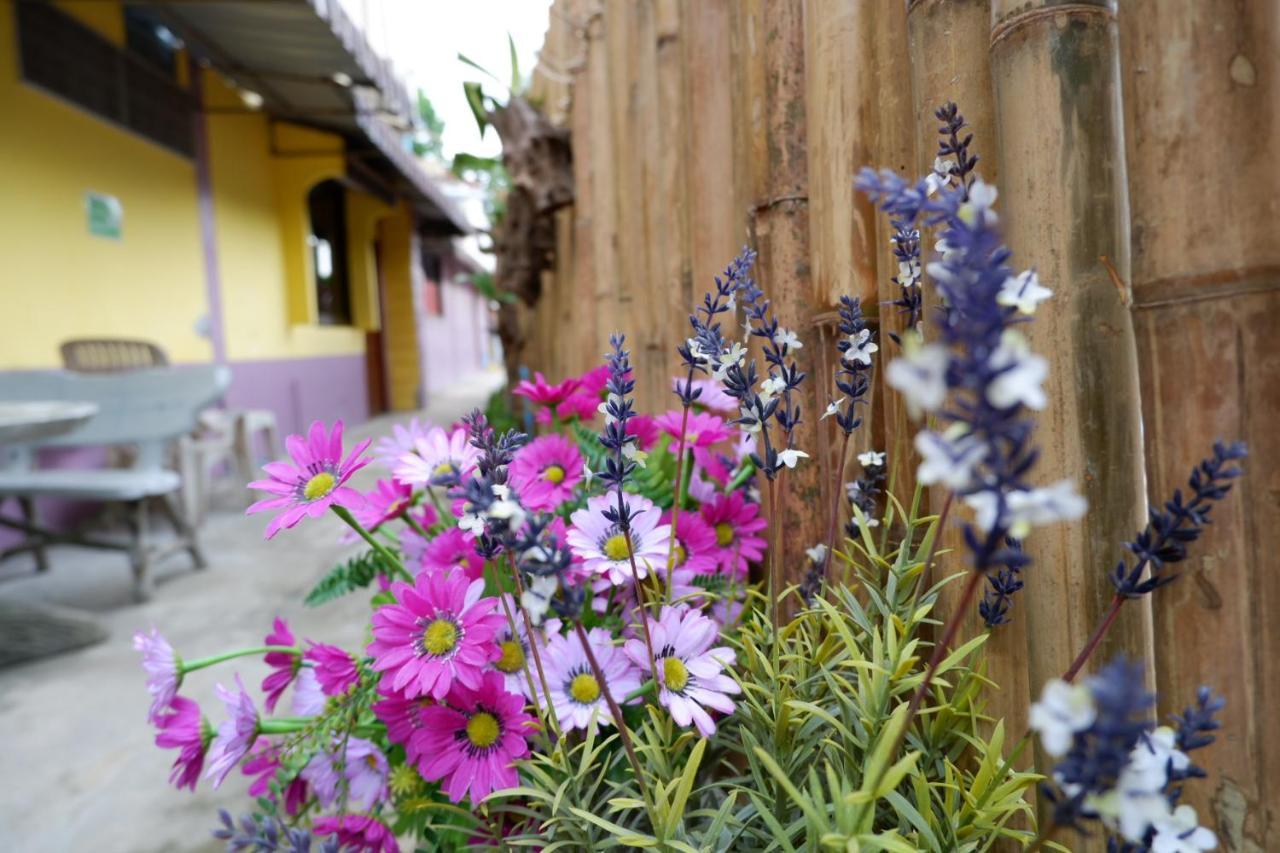 Marina Hut Guest House Ко-Ланта Екстер'єр фото